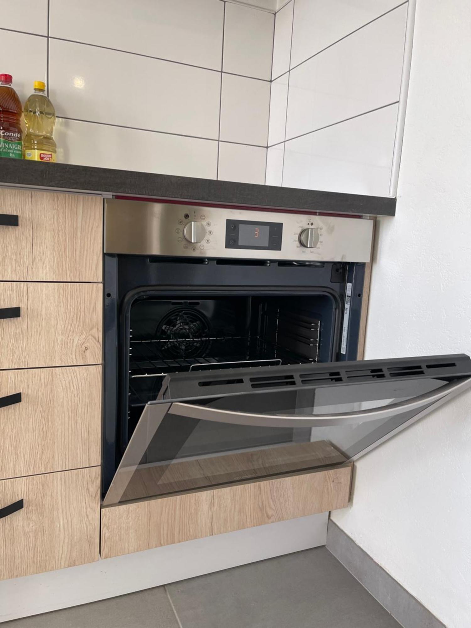 פלר Appartement Renove Tout Equipe, Centre Ville, Proche De La Gare Et Commerce מראה חיצוני תמונה